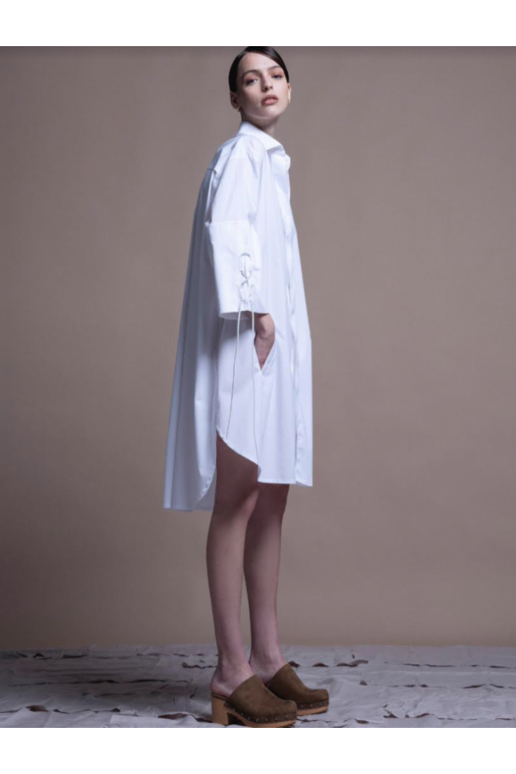 MELANIA